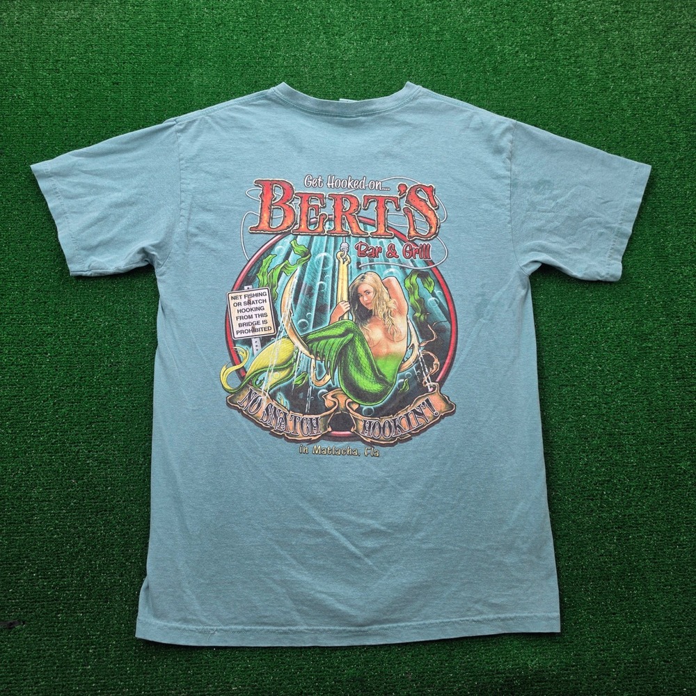 Berts Bar & Grill Matlacha Florida Mermaid Graphic Tshirt Mens Large Green Teal